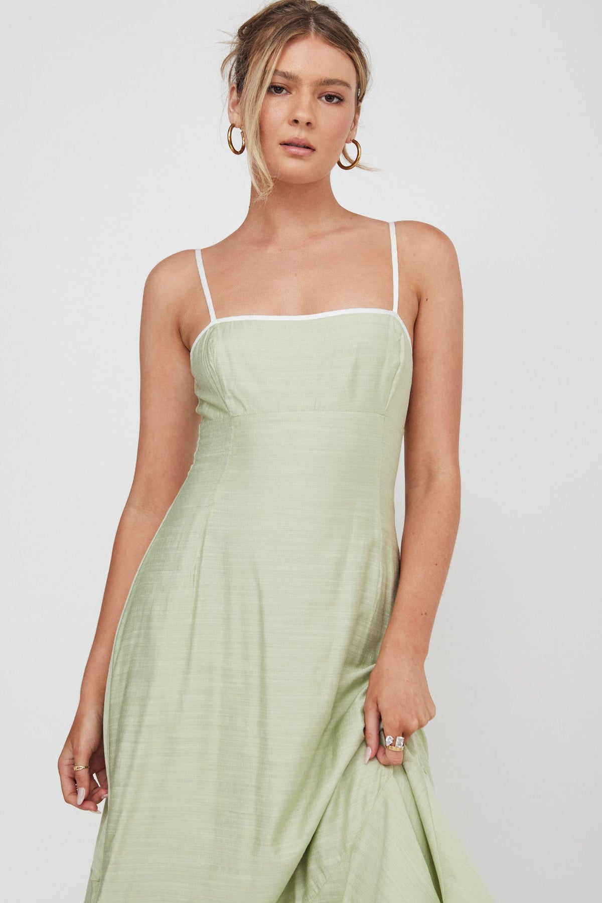 Noni Cami Strap Swing Midi Dress Pistachio
