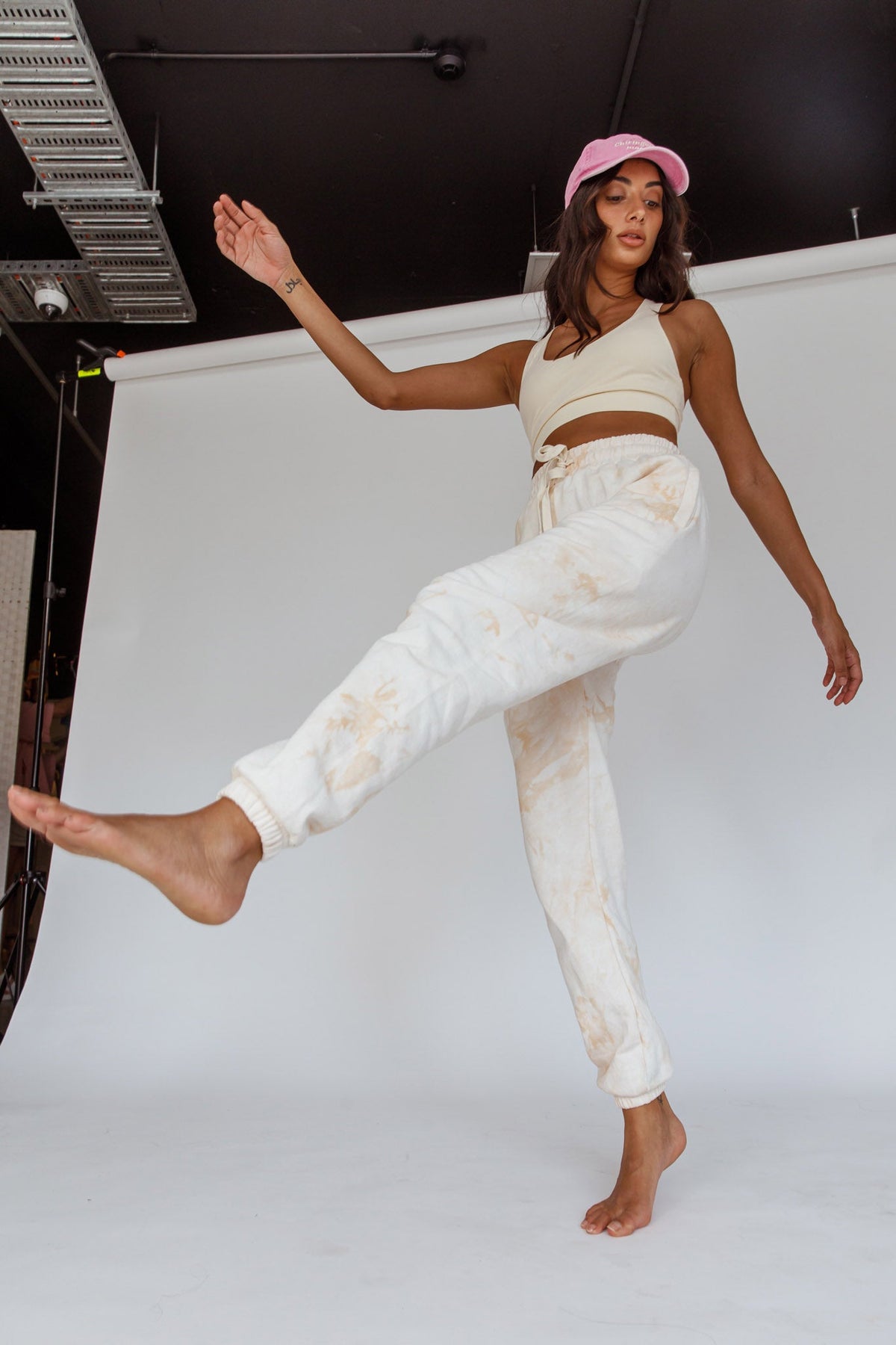 Take It Easy Jogger Track Pants Sand